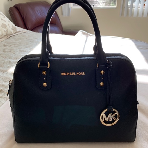 Michael Kors Purse - Picture 1 of 4